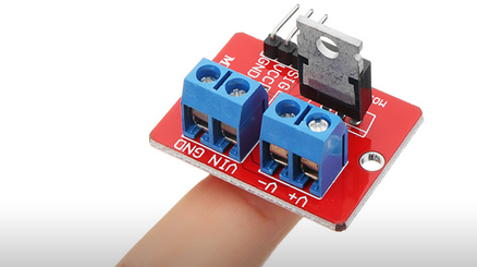 MOSFET IRF520N: Control de Energía